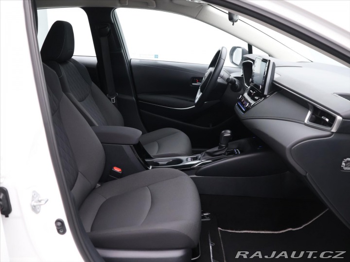 Toyota Corolla 1.8 Active E-CVT CZ 1.Maj 2023