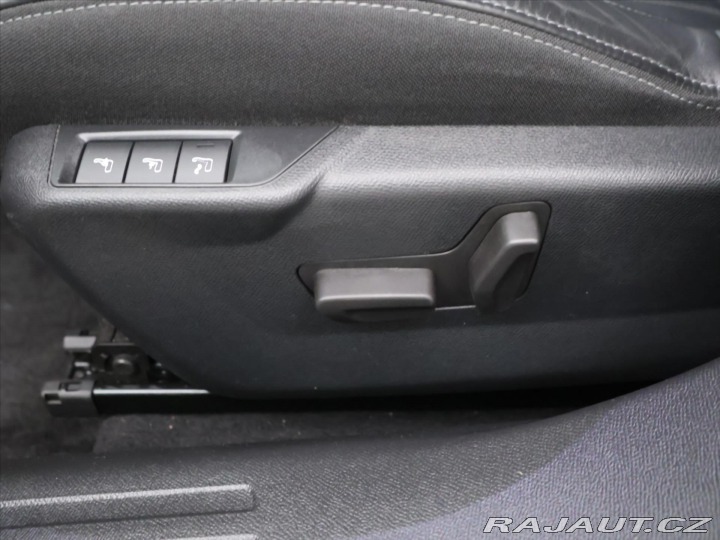 Peugeot 2008 1,2 PT114kW CZ GT-line 2020