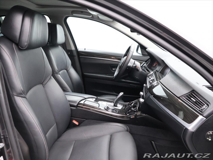 BMW 5 3,0 D 190 kW X-Drive Luxu 2016