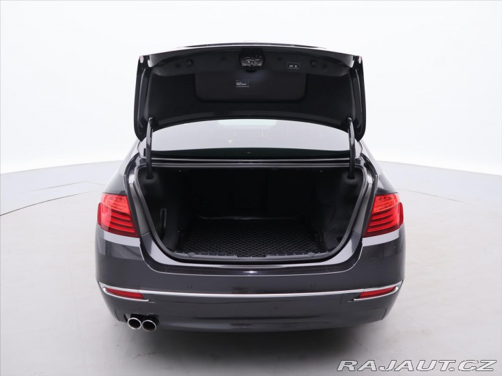 BMW 5 3,0 D 190 kW X-Drive Luxu 2016