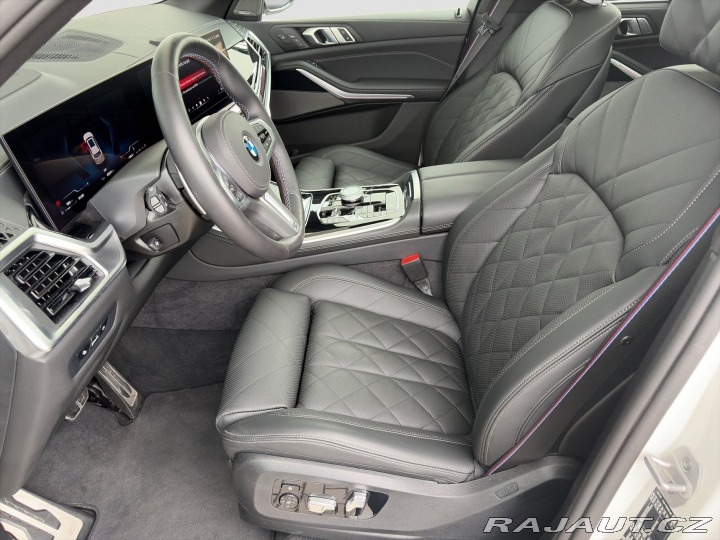 BMW X5 M60i 2025