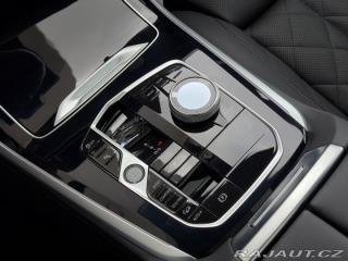 BMW X5 M60i 2025