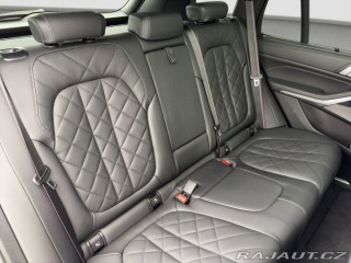 BMW X5 M60i 2025