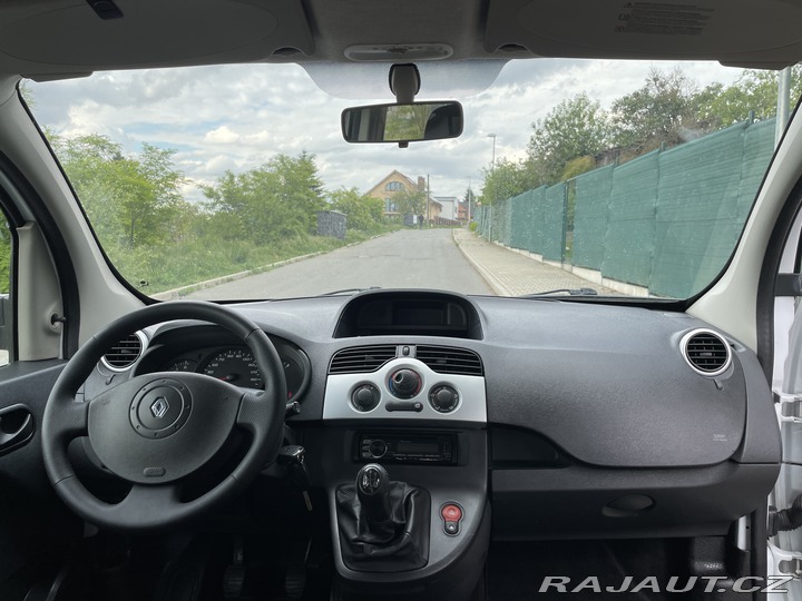 Renault Kangoo pro převoz vozíčkáře 2013