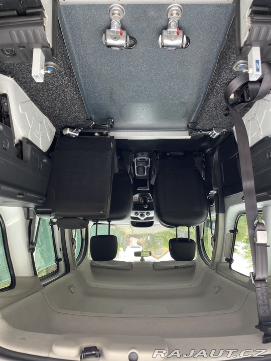 Renault Kangoo pro převoz vozíčkáře 2013