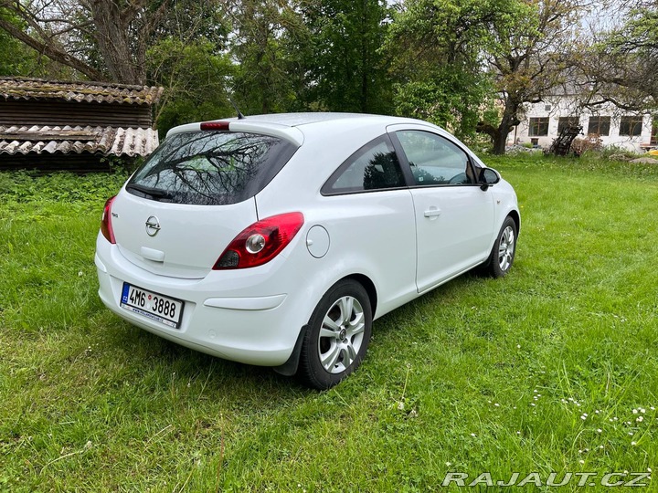 Opel Corsa  2011