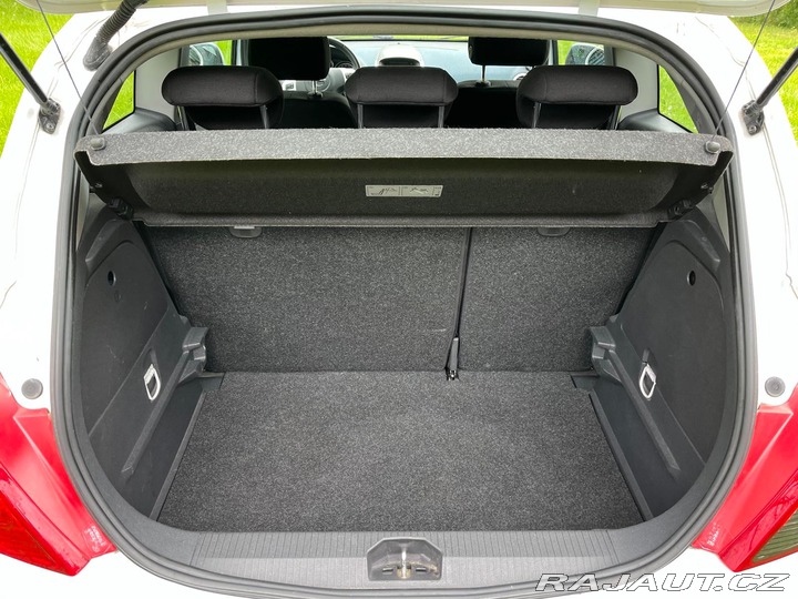 Opel Corsa  2011