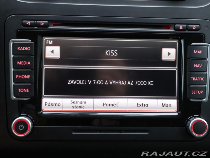 Volkswagen Touran 2,0 TDI 103kW Highline Ta 2011