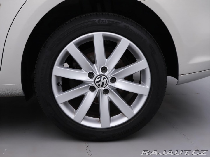 Volkswagen Touran 2,0 TDI 103kW Highline Ta 2011