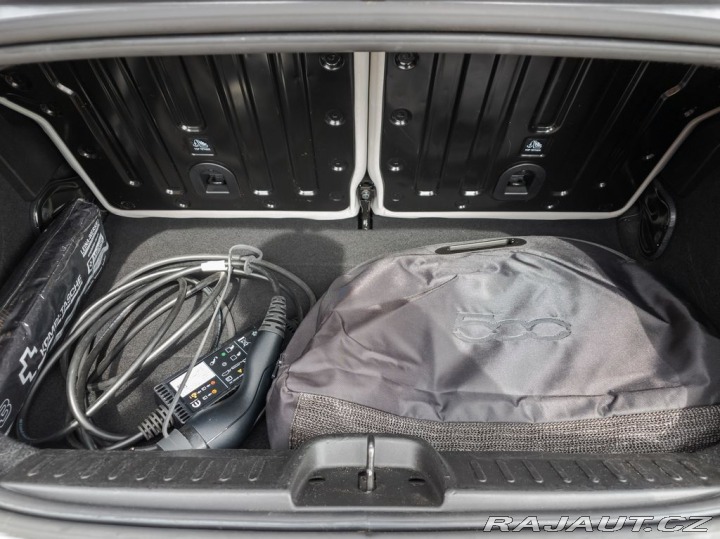 Fiat 500e C La Prima 87kW 2021