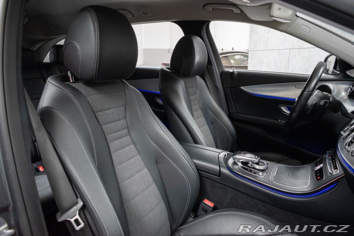 Mercedes-Benz E E 220d REZERVACE 2019
