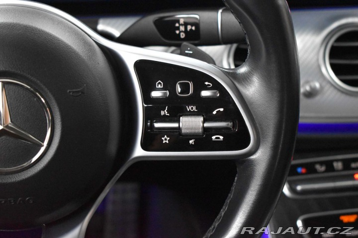 Mercedes-Benz E E 220d REZERVACE 2019