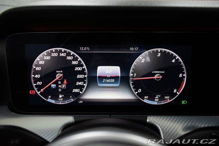 Mercedes-Benz E E 220d REZERVACE 2019
