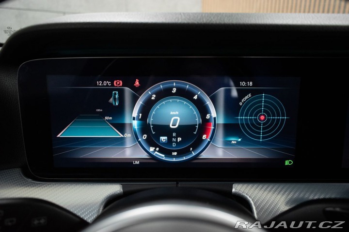 Mercedes-Benz E E 220d REZERVACE 2019