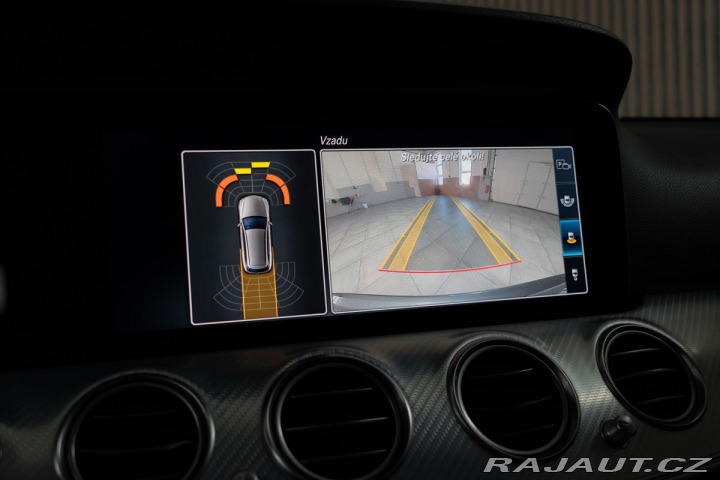 Mercedes-Benz E E 220d REZERVACE 2019