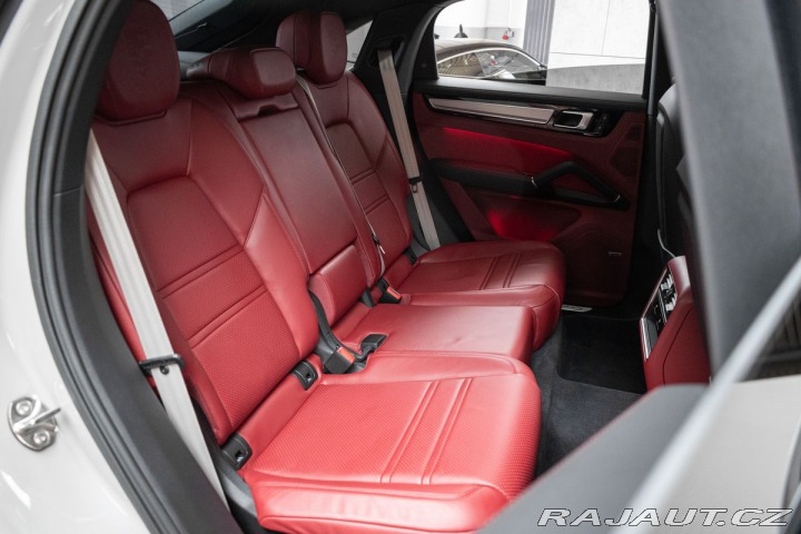 Porsche Cayenne S 2.9 V6 PLATINUM EDITION 2023