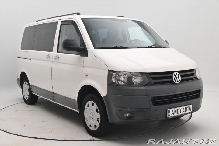 Volkswagen Transporter 2,0 TDI 75 kW 9 míst 2010