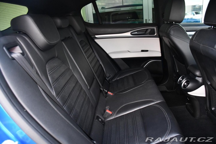 Alfa Romeo Stelvio 2.0Tbi 206kW VELOCE 2020