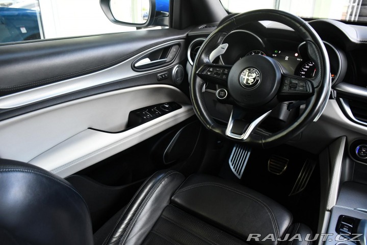 Alfa Romeo Stelvio 2.0Tbi 206kW VELOCE 2020