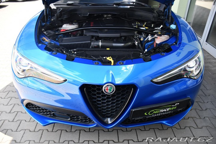 Alfa Romeo Stelvio 2.0Tbi 206kW VELOCE 2020