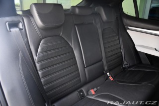 Alfa Romeo Stelvio 2.0Tbi 206kW VELOCE 2020