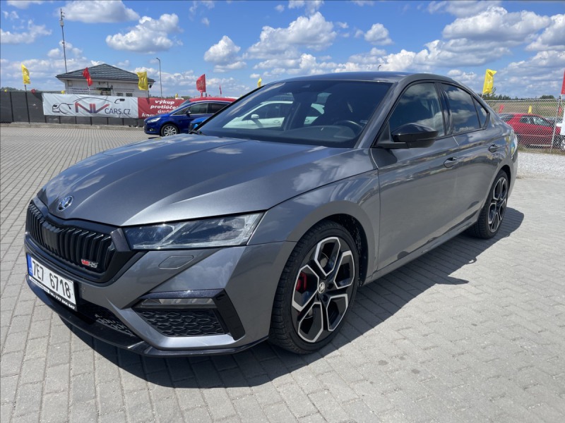 Škoda Octavia 2,0 TSi 180kw RS DSG Styl