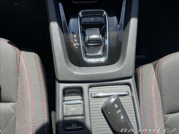 Škoda Octavia 2,0 TSi 180kw RS DSG Styl 2022