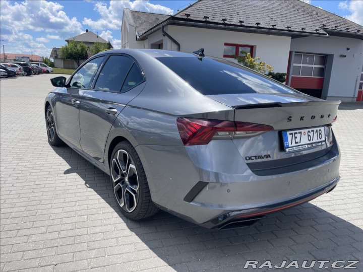 Škoda Octavia 2,0 TSi 180kw RS DSG Styl 2022