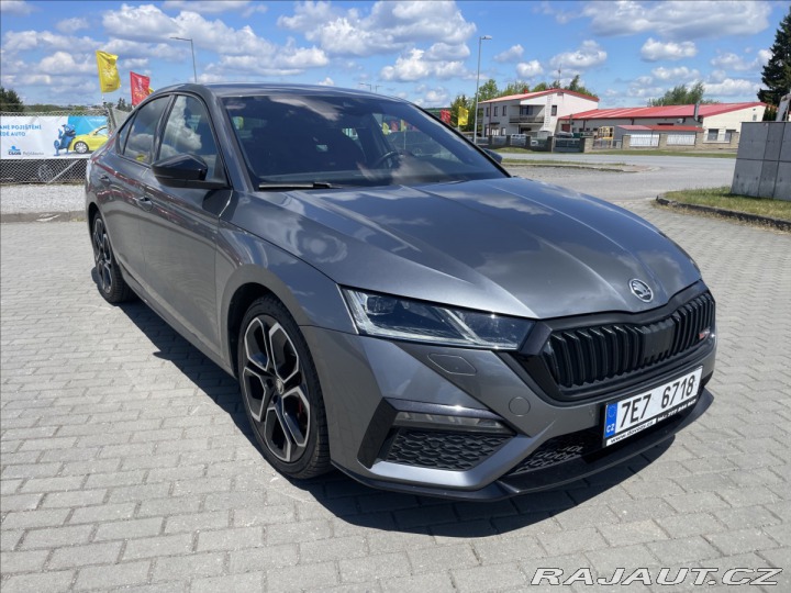 Škoda Octavia 2,0 TSi 180kw RS DSG Styl 2022