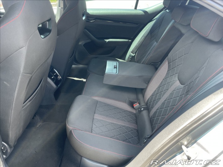 Škoda Octavia 2,0 TSi 180kw RS DSG Styl 2022