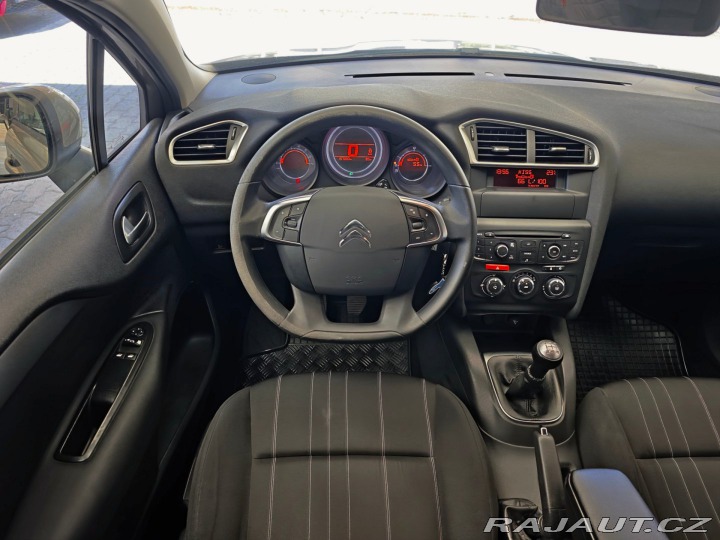 Citroën C4 1.4 VTi Attraction nové Č 2013