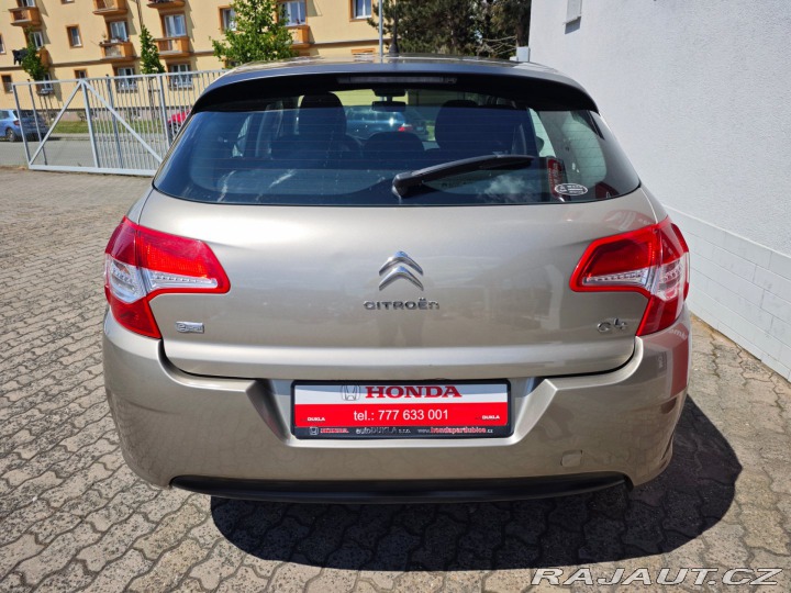 Citroën C4 1.4 VTi Attraction nové Č 2013