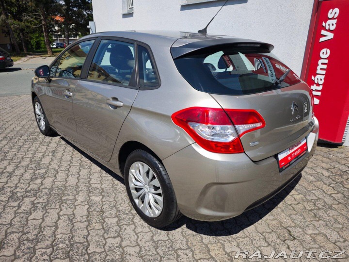 Citroën C4 1.4 VTi Attraction nové Č 2013