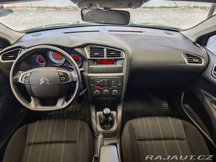 Citroën C4 1.4 VTi Attraction nové Č 2013