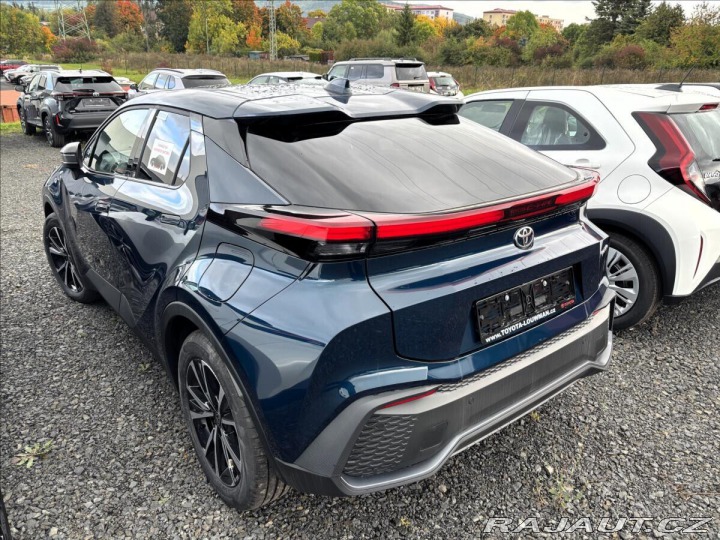 Toyota C-HR 1,8   Style HEV CVT 1800