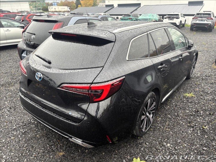 Toyota Corolla 1,8 TS Style HEV 1800