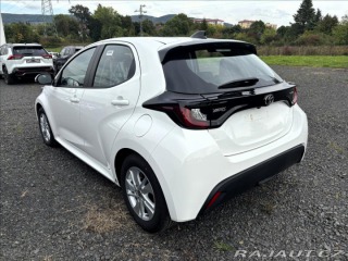 Toyota Yaris 1,5 Comfort HEV 116 CVT 1800