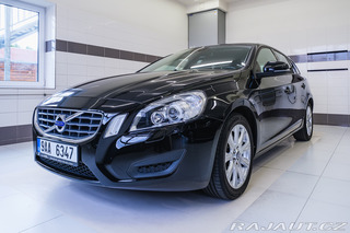 Volvo V60 D3 120kW man. 5vál. Servi