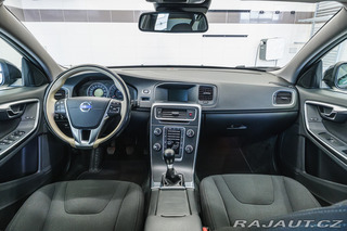 Volvo V60 D3 120kW man. 5vál. Servi 2011