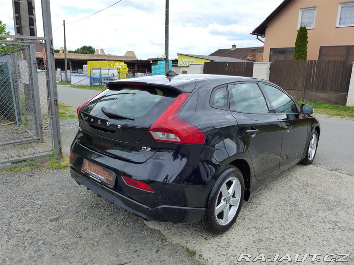 Volvo V40 1,6 D2 DIGI AC KAMERA SER 2013