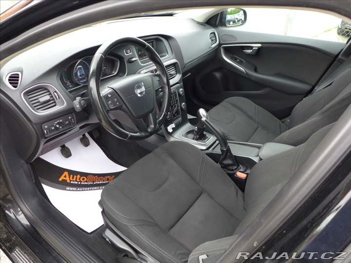 Volvo V40 1,6 D2 DIGI AC KAMERA SER 2013