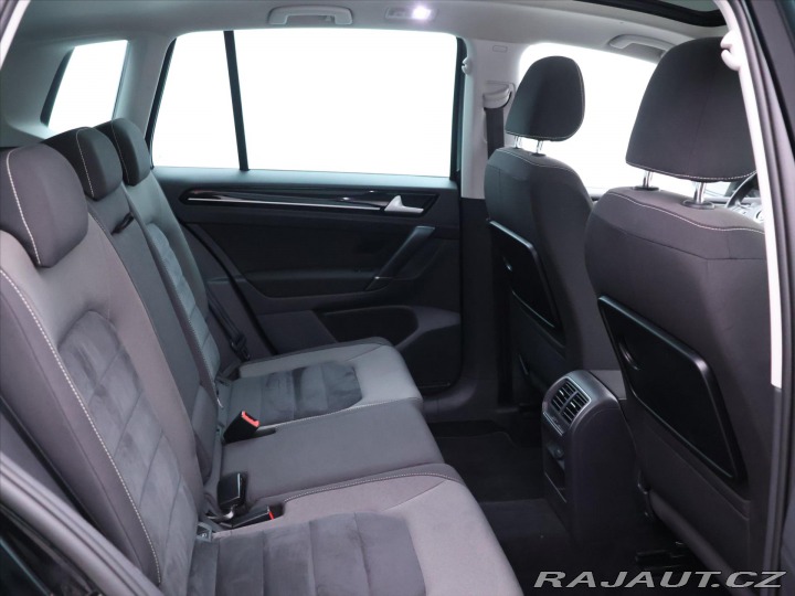 Volkswagen Ostatní modely 1,4 TSI 110kW Highline Xe 2014