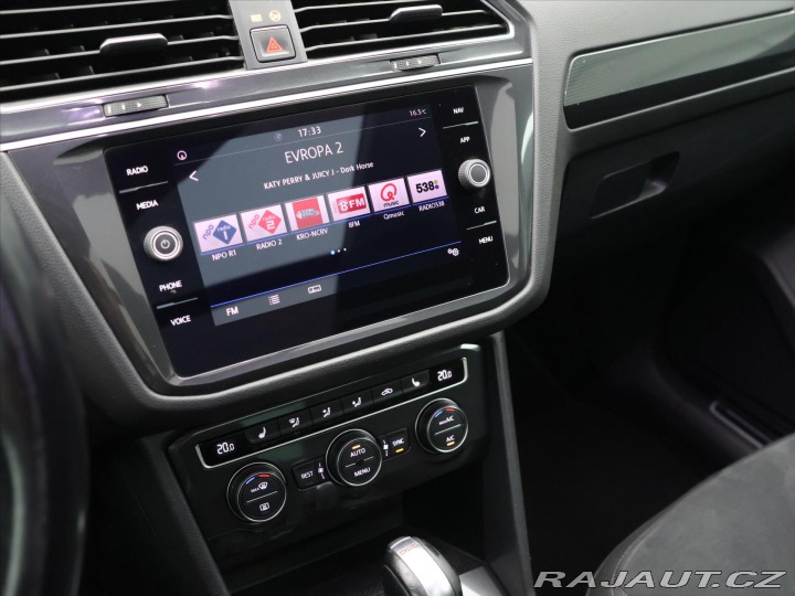 Volkswagen Tiguan 1,4 TSI DSG R-line matrix 2017