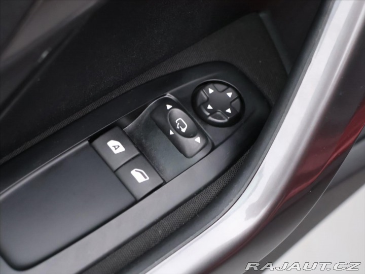 Peugeot 2008 1,2 PureTech 60kW CZ Acti 2017