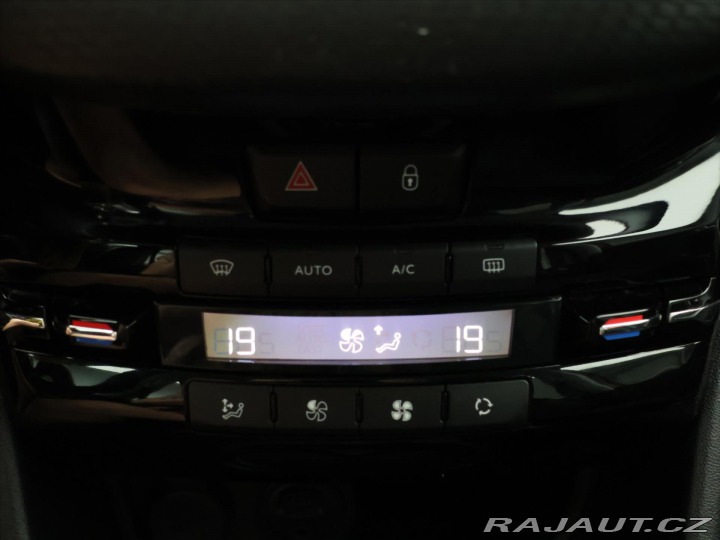 Peugeot 2008 1,2 PureTech 60kW CZ Acti 2017