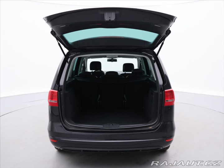 Volkswagen Sharan 2,0 TDI 130kW DSG Highlin 2014