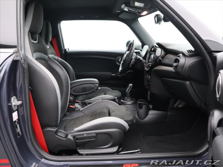 Mini Cooper 2,0 225kW JCW GP3 CZ DPH 2020