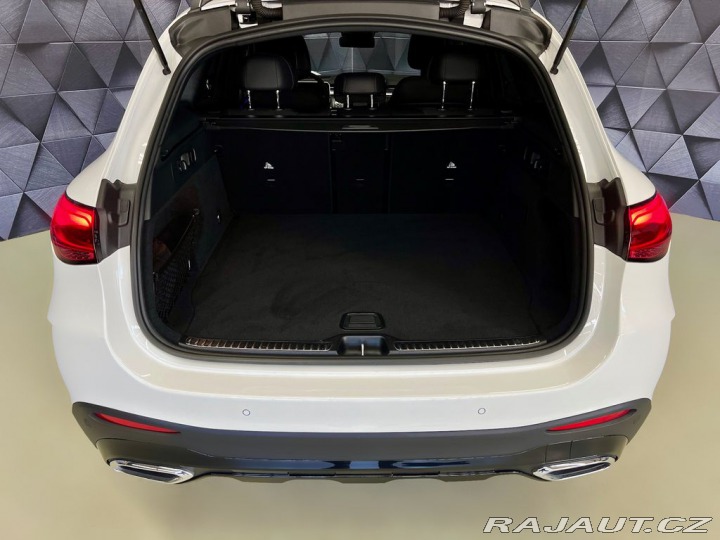 Mercedes-Benz GLC 220d 4M AMG, DISTRONIC, N 2024
