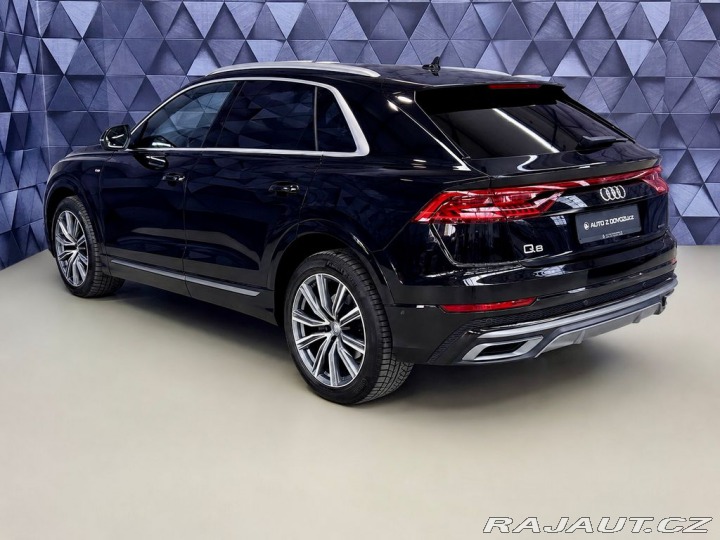 Audi Q8 50TDI QUATTRO S-LINE, VZD 2020