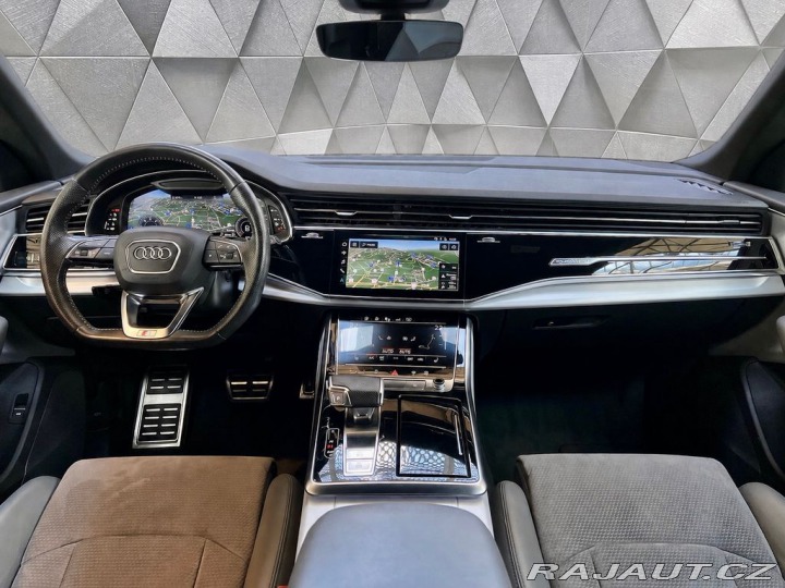 Audi Q8 50TDI QUATTRO S-LINE, VZD 2020